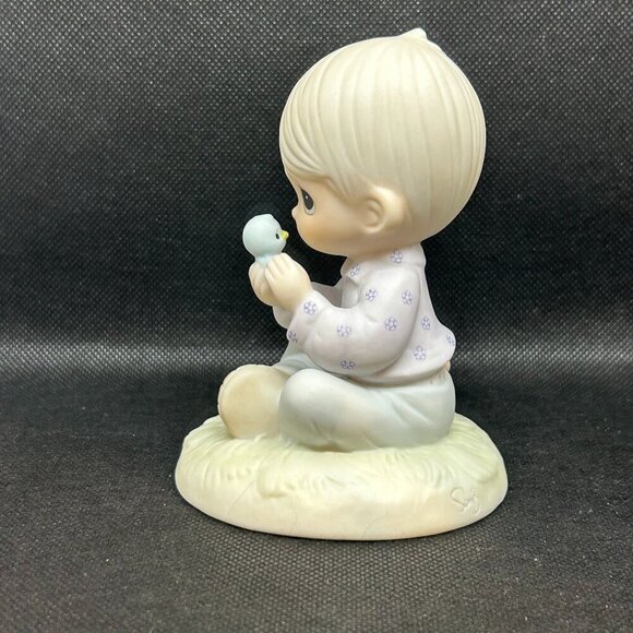 Precious Moments “I believe in miracles” figurine - Picture 4 of 5